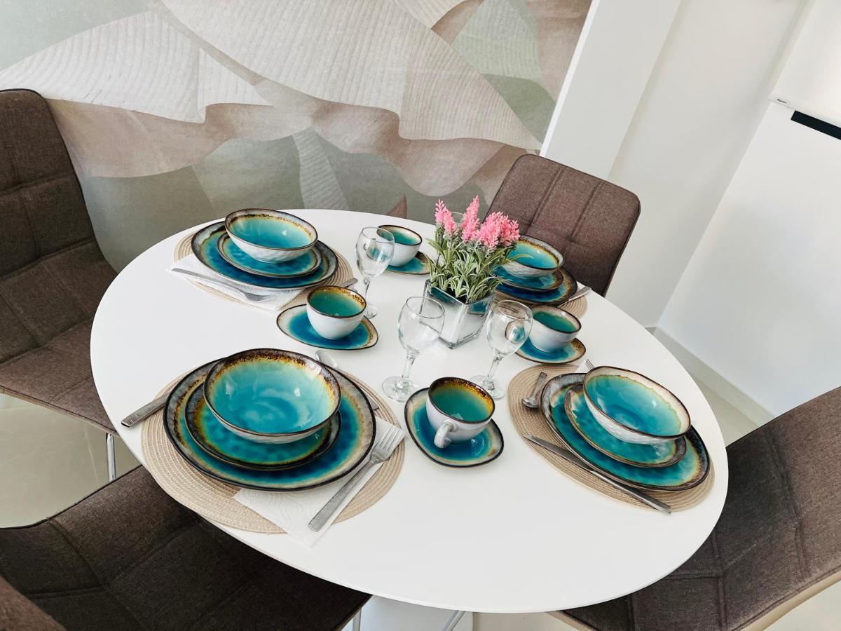New 2022 Casanovas-Apartment Torrevieja Center Εξωτερικό φωτογραφία